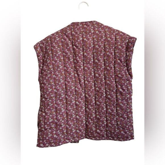 Things Between Floral Quilted Vest - Picture 3 of 5